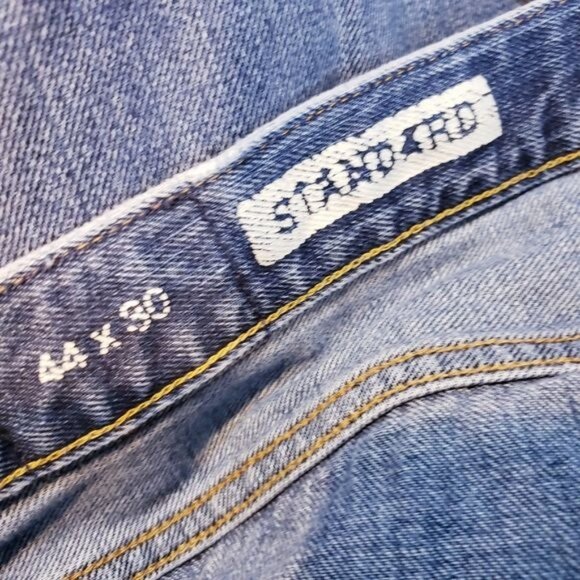 Gap Standard Fit Cotton Denim Blue Jeans Men's Size 44 x 30 - Picture 9 of 11